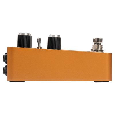 Universal Audio UAFX Woodrow 55 Instrument Amplifier ギターエフェクター 筐体側面の画像