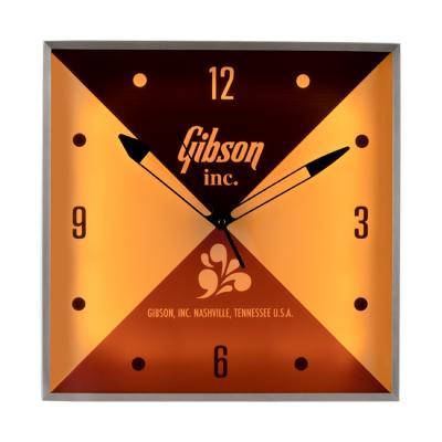 Gibson ギブソン Vintage Lighted Wall Clock Gibson Inc. GA-CLK3 壁掛け時計 ライトを付けた状態