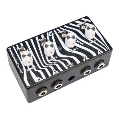 EarthQuaker Devices アースクエイカーデバイセス EQD Four to One Mixer ユーティリティシリーズ 4 to 1 ミキサー 左斜めアングル画像