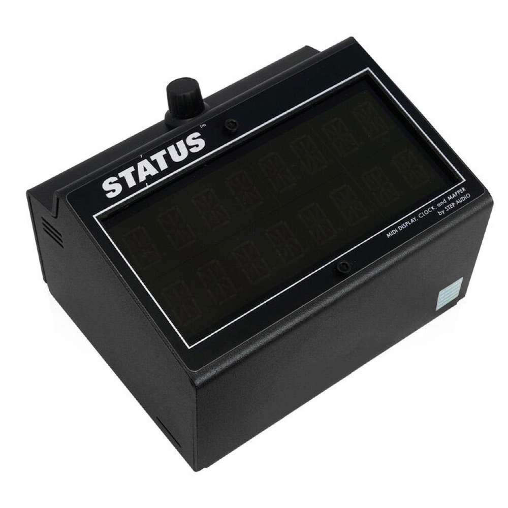 Step Audio STATUS MIDIコントローラー ステップオーディオ 斜めからの画像