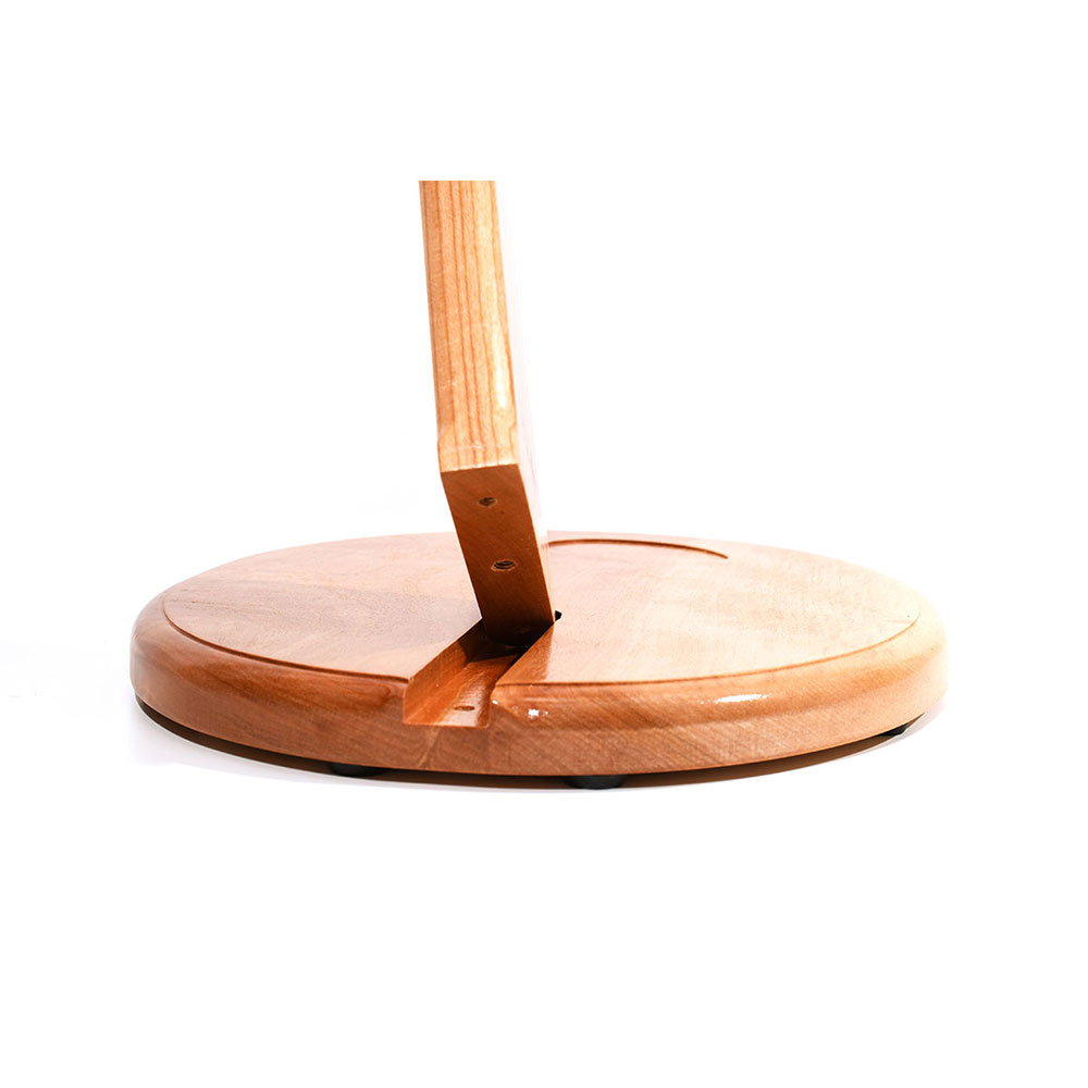 Ruach Music RM-GS1-C Wooden Acoustic/Electric Guitar Stand Cherry ギタースタンド スタンド足部のアップ画像