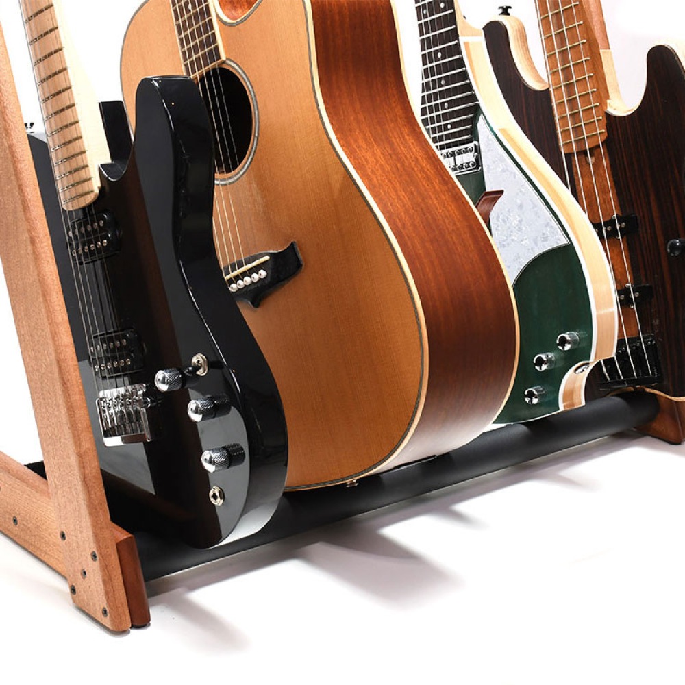 Ruach Music RM-GR2-M Customisable 5-Way Guitar Rack Mahogany ギタースタンド 使用例