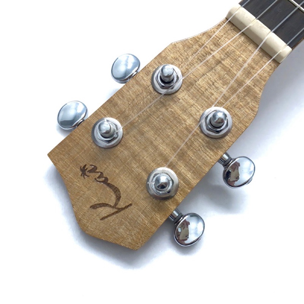 Kai Ukulele KTI-90 テナーウクレレ ソフトケース付き ヘッド画像