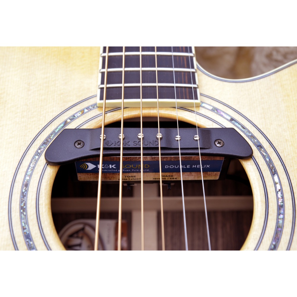 K&K Sound THE DOUBLE HELIX SOLO アコースティックギター用ピックアップ 使用例画像