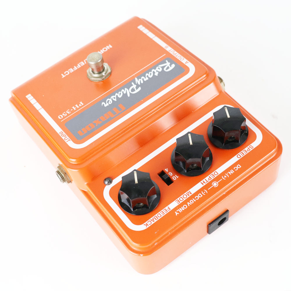 【中古】 Maxon マクソン PH-350 Rotary Phaser フェイザー ギターエフェクター 本体画像 斜め 