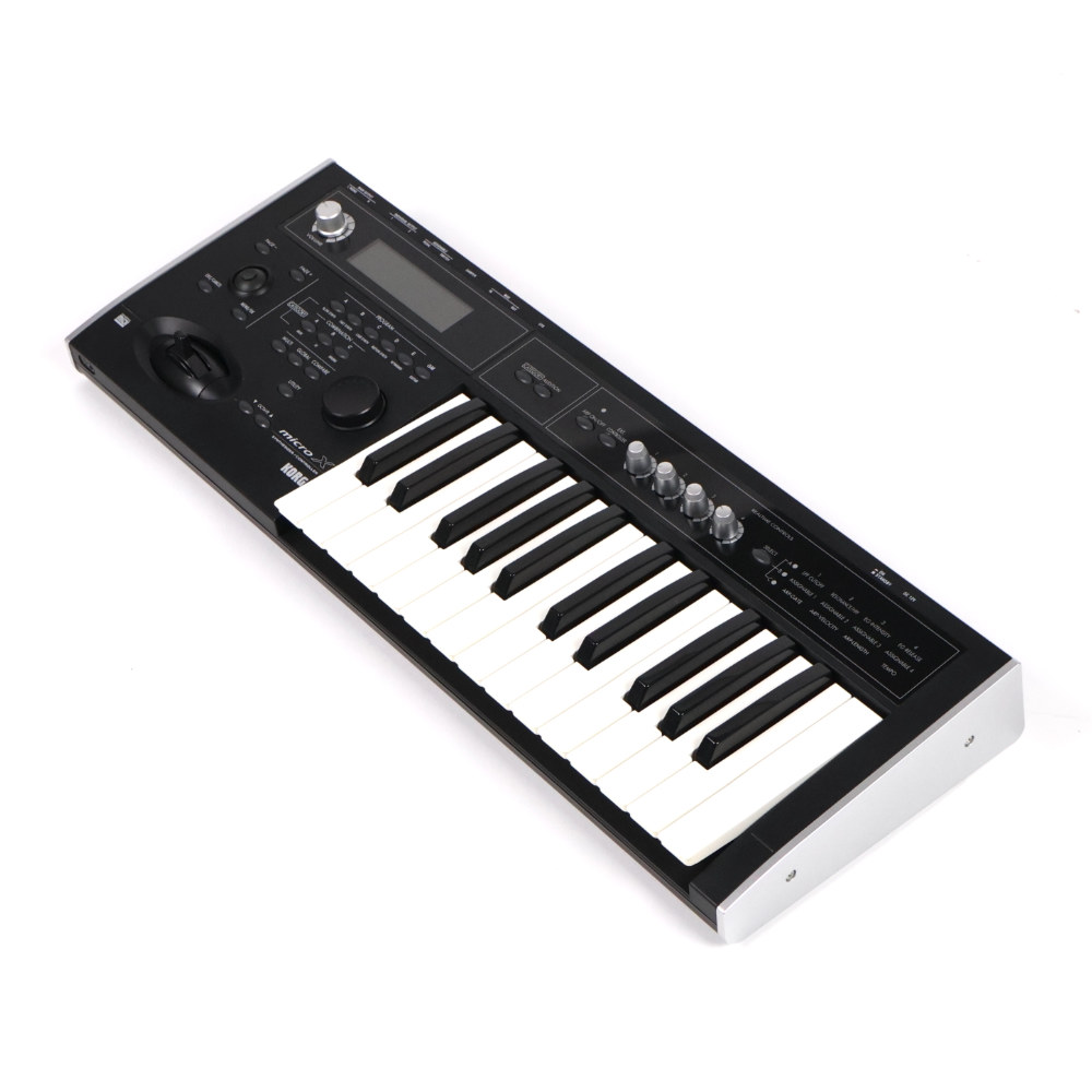 【中古】 シンセサイザー KORG micro X 斜めアングル画像