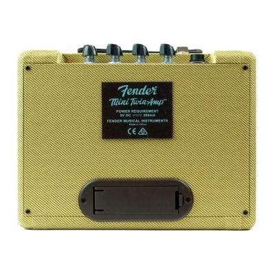 Fender Mini 57 Twin-Amp Tweed ミニギターアンプ 背面・バッテリーボックス