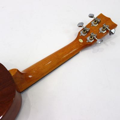 ILIKAI IL-SOP-PINE-4MGG ソプラノウクレレ ネック裏画像