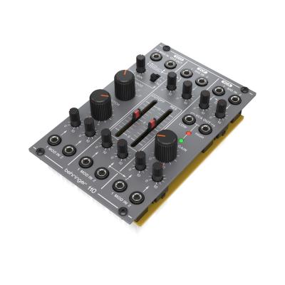 BEHRINGER 110 VCO/VCF/VCA モジュラーシンセサイザー ユーロラック用 アングル画像
