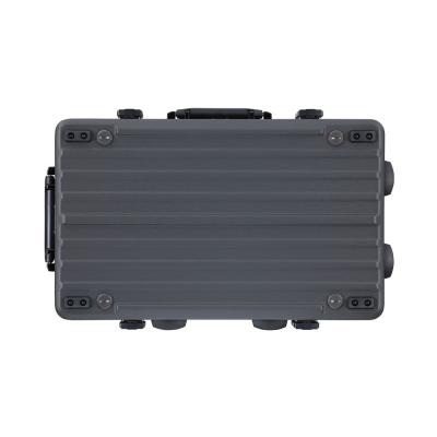 BOSS BCB-1000 Pedal Board エフェクターケース スーツケースタイプ 底面