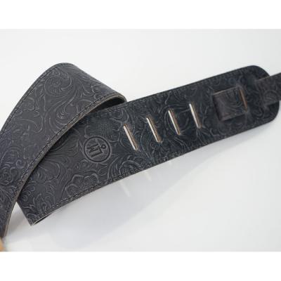 LM Products LS-2804T Slate Tooled Leather ギターストラップ ロゴ部アップ画像