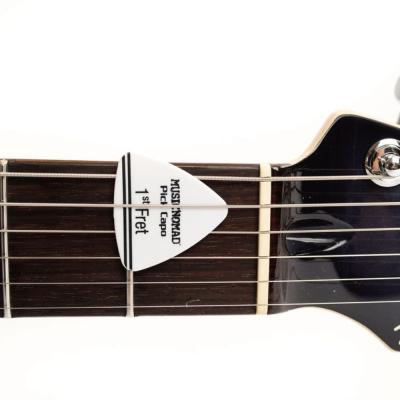 MUSIC NOMAD MN600 トラスロッド調整用ゲージ 使用イメージ画像