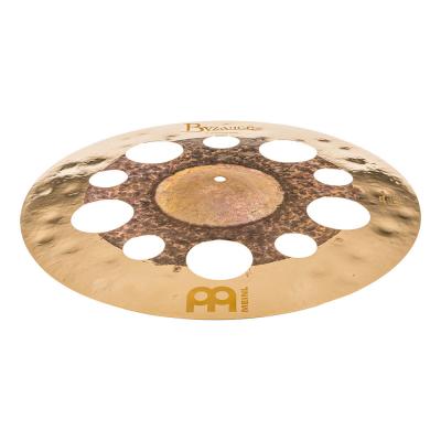 MEINL B18DUTRC Trash Crashes Byzance Dual Series 18' クラッシュシンバル マイネル 穴あきシンバル 斜めアングル画像