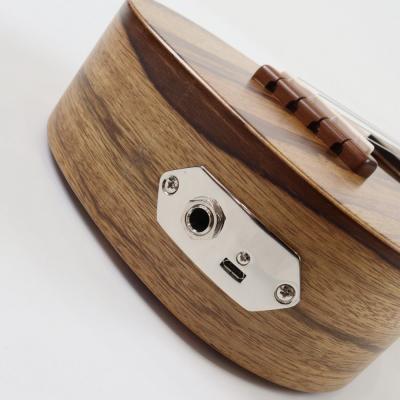 VOX VUP-33 SBL ソプラノウクレレ ピックアップ付き 日本製 ジャック部画像