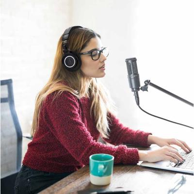 AUDIO-TECHNICA AT2020 コンデンサーマイク 使用イメージ画像