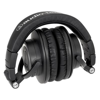 AUDIO-TECHNICA ATH-M50xBT2 ワイヤレスヘッドホン 折りたたみ時画像