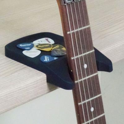 IBANEZ IGR10-BK ギターレスト 使用イメージ画像