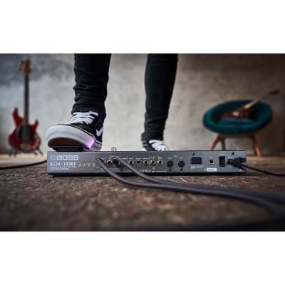 BOSS GX-100 マルチエフェクター Guitar Effects Processor 使用イメージ画像