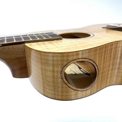 Kai Ukulele KCI-90 コンサートウクレレ ソフトケース付き サイドサウンドホール