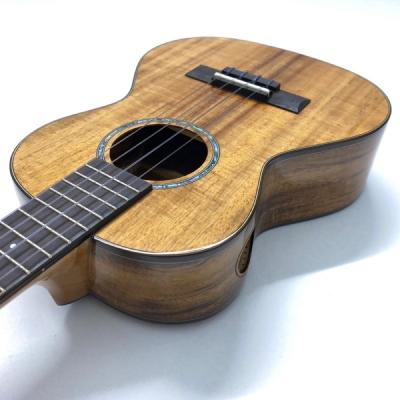 Kai Ukulele KT-5000R テナーウクレレ ソフトケース付き ボディトップ画像