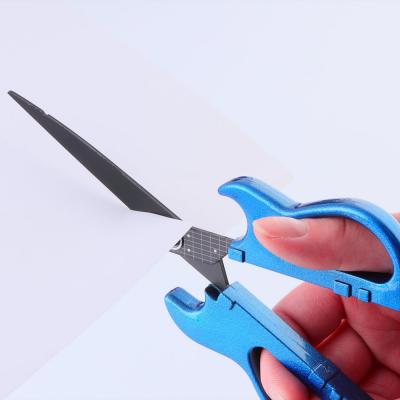 NIKKEN SS-35MB Seki Sound ギター型ハサミ メタリックブルー 使用イメージ