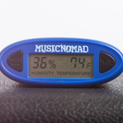 MUSIC NOMAD MN305 デジタル温湿度計 ディスプレイ画像