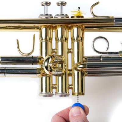 MUSIC NOMAD MN765 Premium Trumpet 3 pc. Brush Set トランペット用ブラシ パーフェクトセット 使用イメージ画像