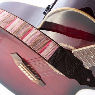 RightOn! STRAPS CARAVAN Red ギターストラップ アコースティックギターとのイメージ画像