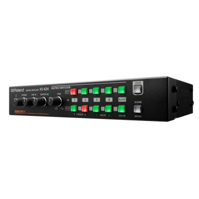 ROLAND XS-42H MATRIX SWITCHER 4入力2出力マルチフォーマットスイッチャー 斜めアングル画像