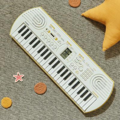 CASIO SA-80 44ミニ鍵盤 電子ミニキーボード 部屋に置いた画像