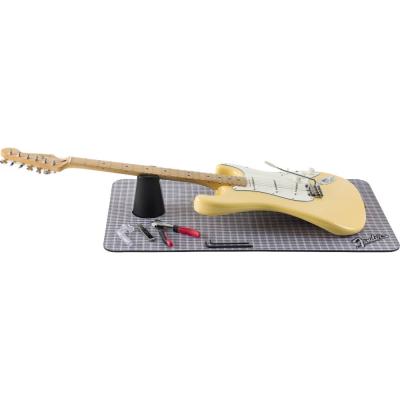 Fender フェンダー WORK MAT GRILL CLOTH メンテナンスマット ストラトと工具