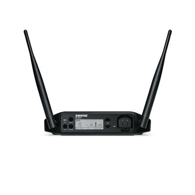 SHURE GLXD24+J/SM58-Z2 ボーカル用ワイヤレスシステム 2.4GHz帯 ハンドヘルド型送信機 テーブルトップ型受信機 受信機フロント画像