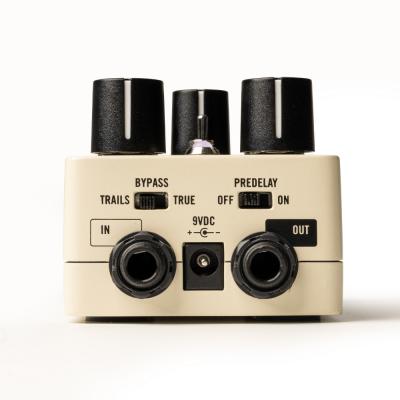 Universal Audio ユニバーサルオーディオ UAFX Evermore Studio Reverb リバーブ ギターエフェクター バック画像