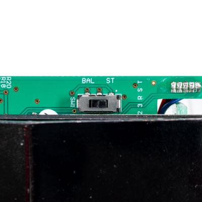 ART エーアールティー HP-1 インイヤー パーソナルモニターアンプ ポータブルヘッドホンアンプ インサイドスイッチ画像