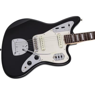 Fender フェンダー Made in Japan Traditional Late 60s Jaguar RW Black エレキギター ジャガー ボディ斜めアングル画像