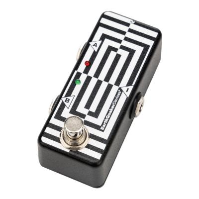 EarthQuaker Devices アースクエイカーデバイセス EQD A/B Box ユーティリティシリーズ ABボックス 右斜めアングル画像