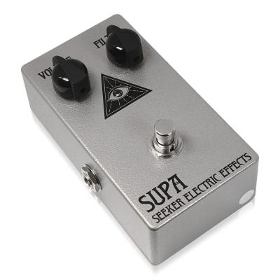 Seeker Electric Effects シーカーエレクトリックエフェクツ Lineage Series SUPA MKI ファズ ギターエフェクター 斜めアングル画像
