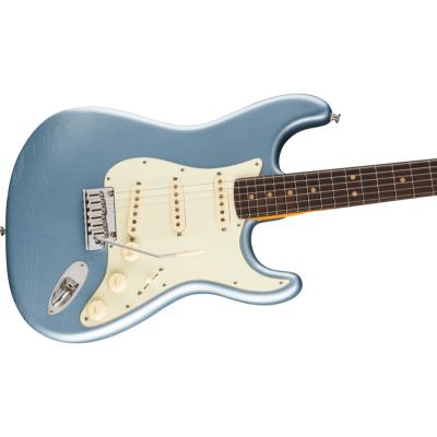 Fender フェンダー American Ultra Luxe Vintage ’60s Stratocaster RW IBM エレキギター ストラトキャスター ボディ斜めアングル画像