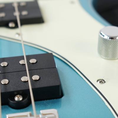 【訳あり】 Fender フェンダー Player Plus Active Meteora Bass Opal Spark エレキベース アウトレット 傷 1