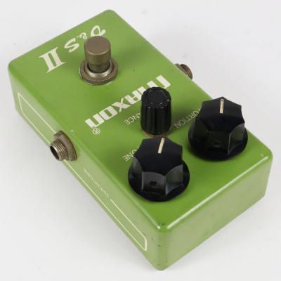 【中古】 Maxon マクソン D&S II ディストーション オーバードライブ ギターエフェクター 本体画像 斜め 2