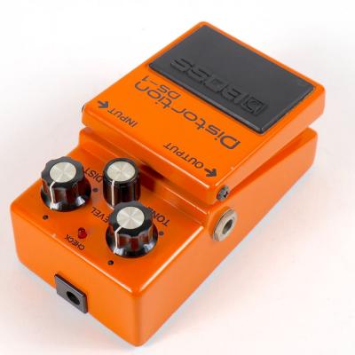 【中古】 ディストーション エフェクター BOSS DS-1 Distortion 1980年製 Made in Japan Silver Screw 銀ネジ ギターエフェクター 左サイド