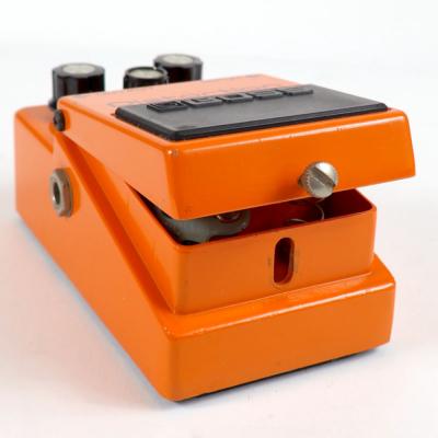 【中古】 ディストーション エフェクター BOSS DS-1 Distortion 1980年製 Made in Japan Silver Screw 銀ネジ ギターエフェクター ゴムブッシュ欠損