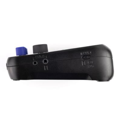 ZOOM ズーム PodTrak P4next ポッドキャストレコーダー 右サイド