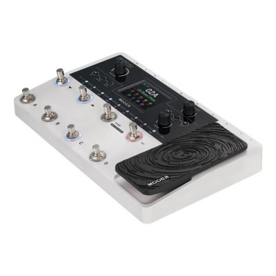 Mooer ムーアー GE150 Max マルチエフェクター ギターエフェクター 斜めアングル画像