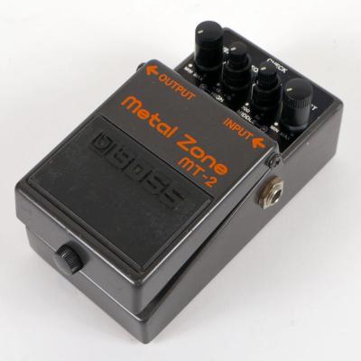 【中古】メタルゾーン エフェクター BOSS MT-2 Metal Zone ボス ギターエフェクター 右サイド