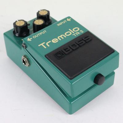 【中古】 トレモロ エフェクター BOSS TR-2 Tremolo ギターエフェクター 本体画像 斜め 2