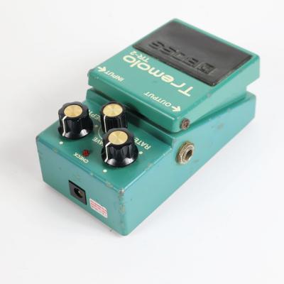 【中古】 トレモロ エフェクター BOSS TR-2 Tremolo ギターエフェクター 側面