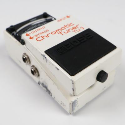 【中古】 クロマチックチューナー BOSS TU-3 Chromatic Tuner 本体画像 斜め