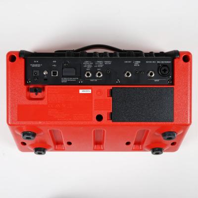 【中古】 BOSS CUBE STREET II Red 乾電池駆動パフォーマンス用ステレオアンプ 小型ギターアンプ コンボ 本体画像 裏
