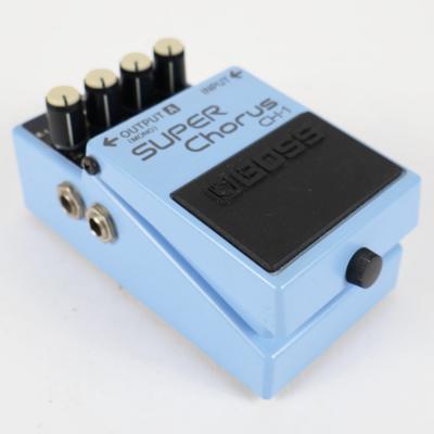 【中古】スーパーコーラス エフェクター BOSS CH-1 Super Chorus ギターエフェクター コーラス 本体画像 斜め 2
